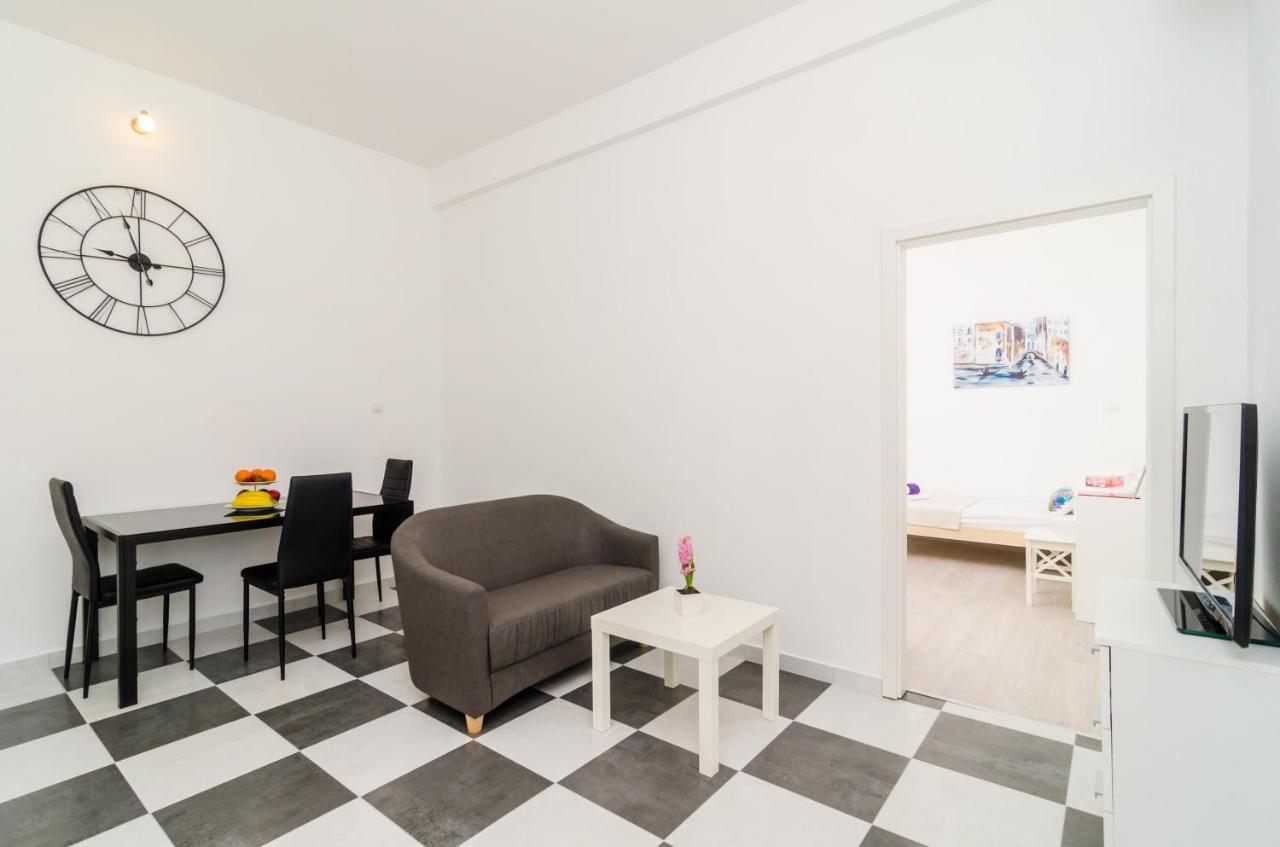 Apartment Amabilis Mlini Esterno foto
